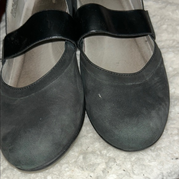 Dansko Black Mules Comfortable Clogs - Picture 4 of 12